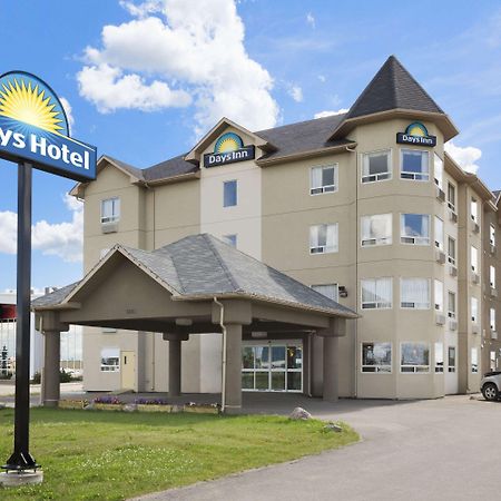 Days Inn By Wyndham Bonnyville Esterno foto