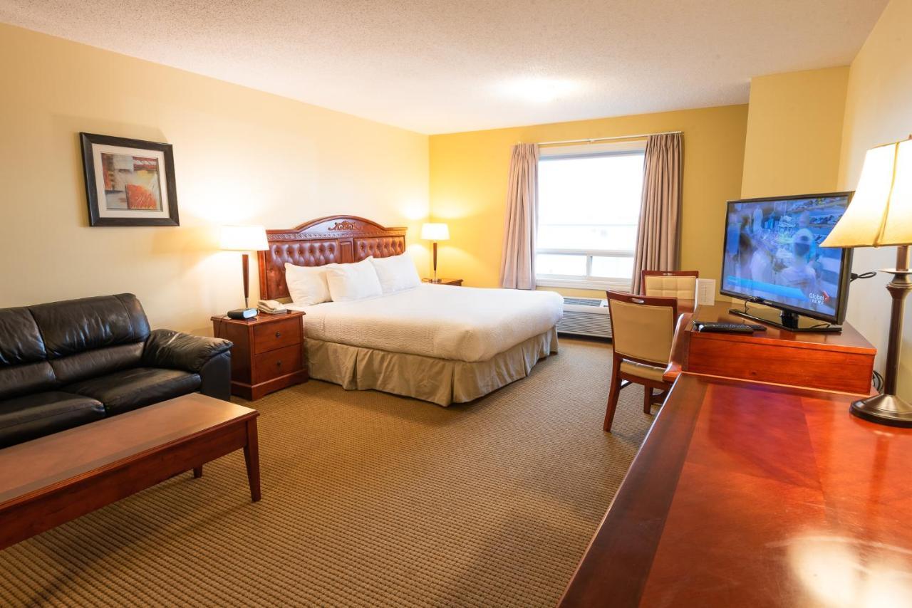 Days Inn By Wyndham Bonnyville Esterno foto