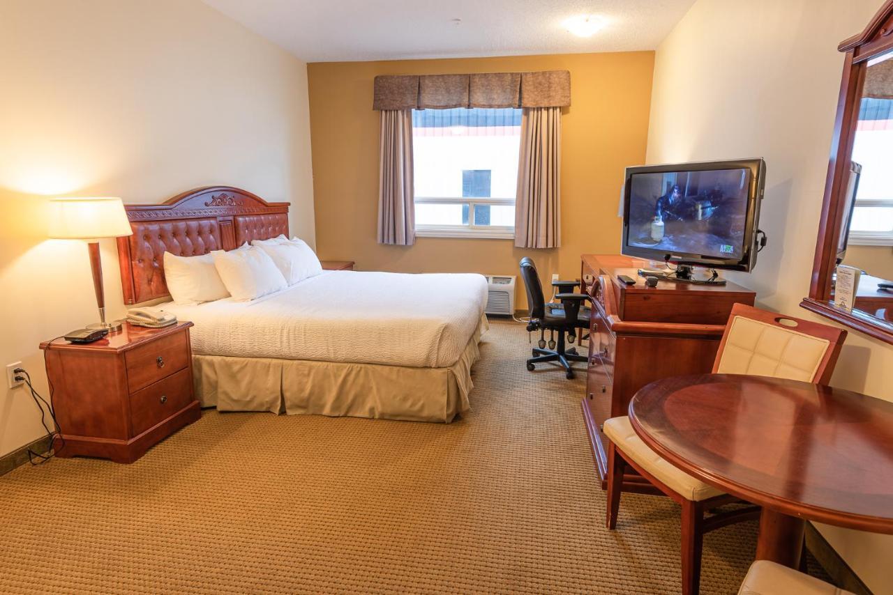 Days Inn By Wyndham Bonnyville Esterno foto