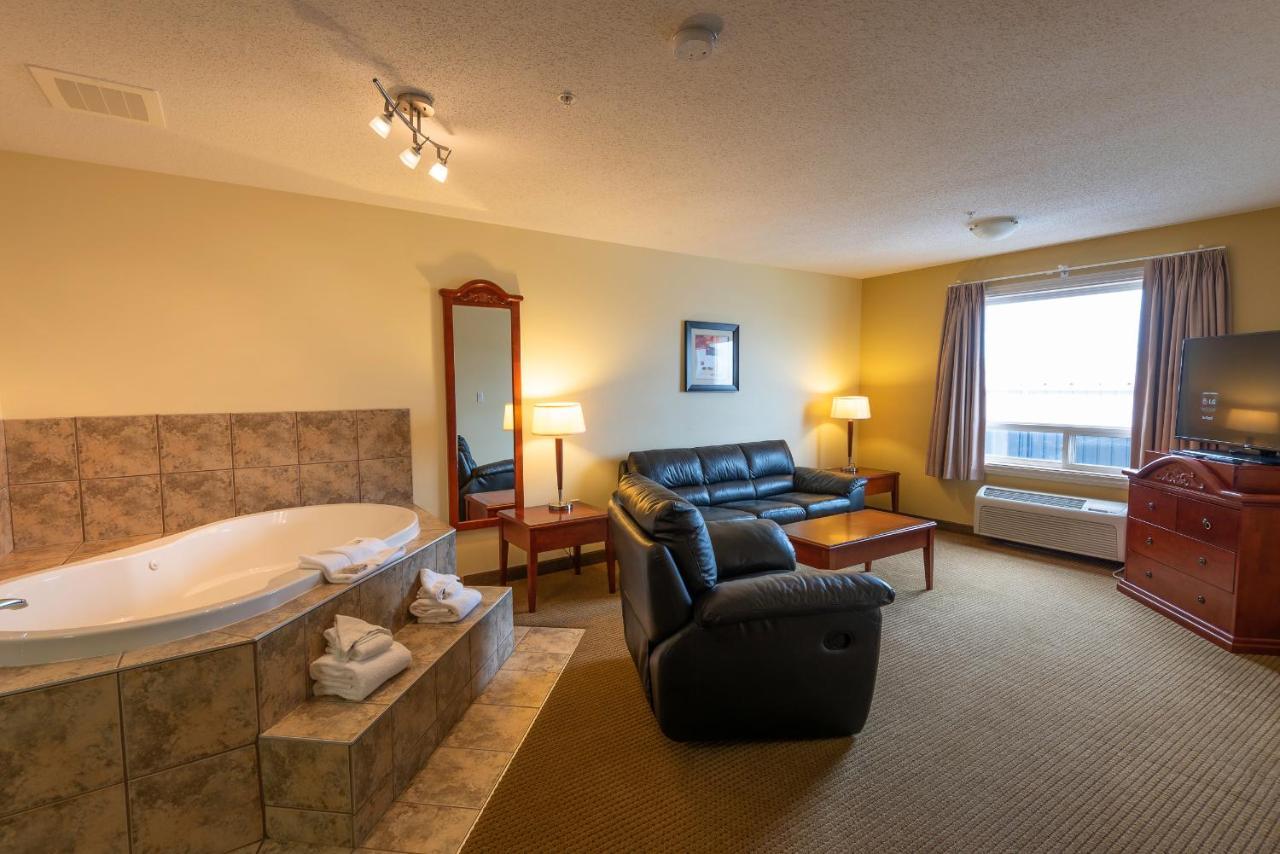 Days Inn By Wyndham Bonnyville Esterno foto