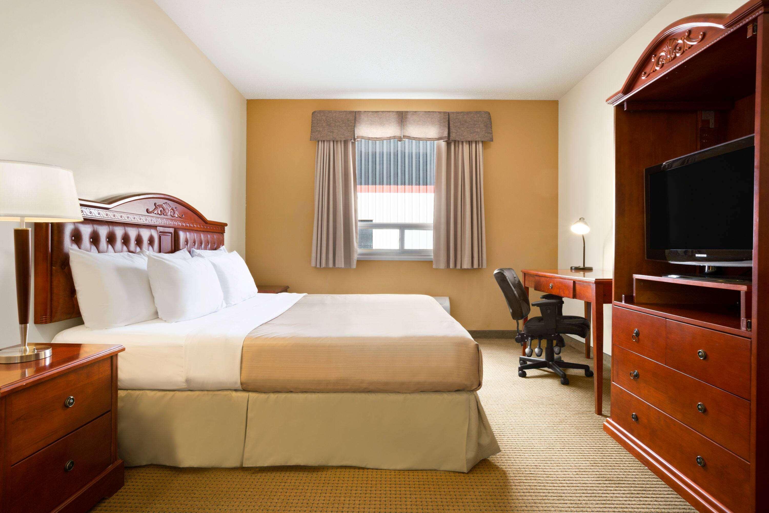 Days Inn By Wyndham Bonnyville Esterno foto
