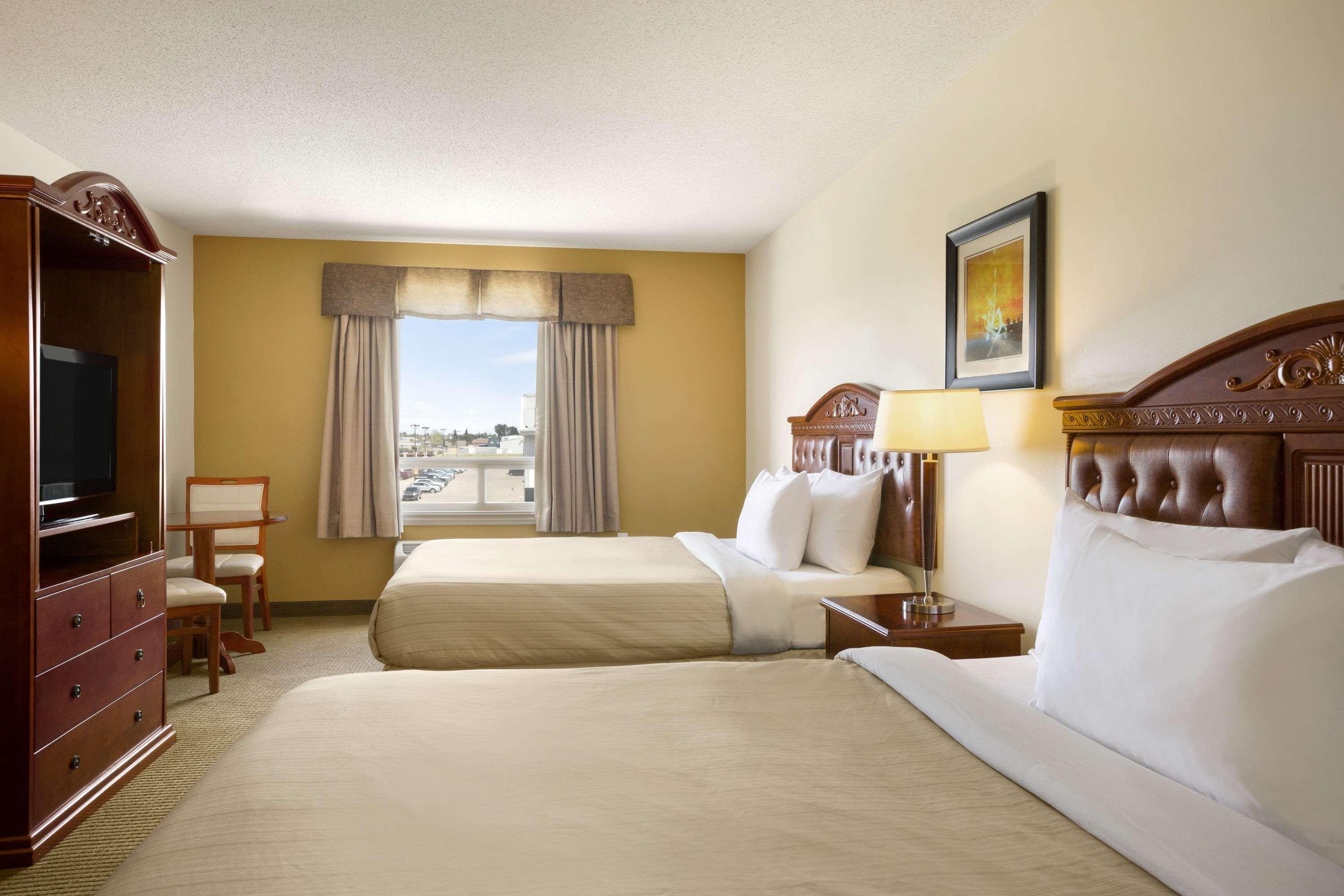Days Inn By Wyndham Bonnyville Esterno foto